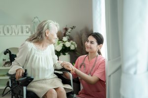 Read more about the article 10 Signs Your Loved One May Need In-Home Care